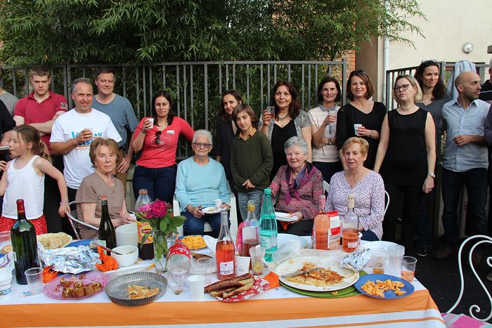 C'est l'heure de la pose tous ensemble ! © Ville de Chaville - Agrandir l'image, .JPG 588Ko (fenêtre modale)