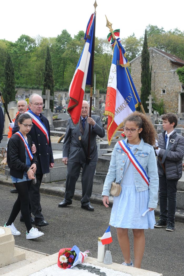 Commémoration du 8 mai 1945 - 2017 (31) - Agrandir l'image, .JPG 447Ko (fenêtre modale)