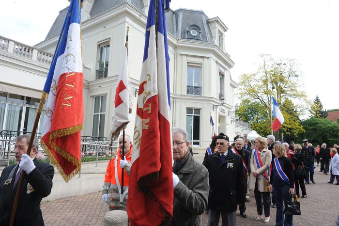 Départ depuis l'hôtel de ville © Philippe Dobrowolska - Agrandir l'image, .JPG 4,95Mo (fenêtre modale)