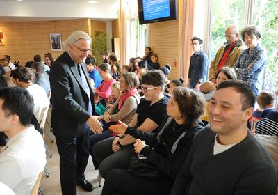 En présence de Jean-Jacques Guillet, maire de Chaville © Philippe Dobrowolska