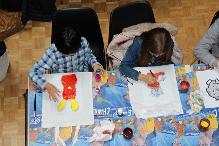 Atelier “création de BD” pour les enfants © Ville de Chaville - Agrandir l'image, .JPG 300Ko (fenêtre modale)