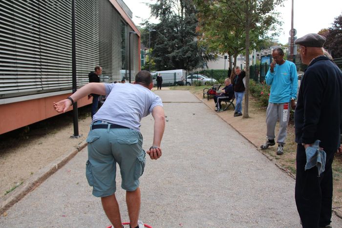 Un terrain de pétanque flambant neuf au Doisu © Ville de Chaville - Agrandir l'image, . 0octets (fenêtre modale)