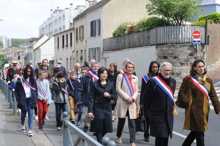 Commémoration du 8 mai 1945 - 2017 (22) - Agrandir l'image, .JPG 447Ko (fenêtre modale)