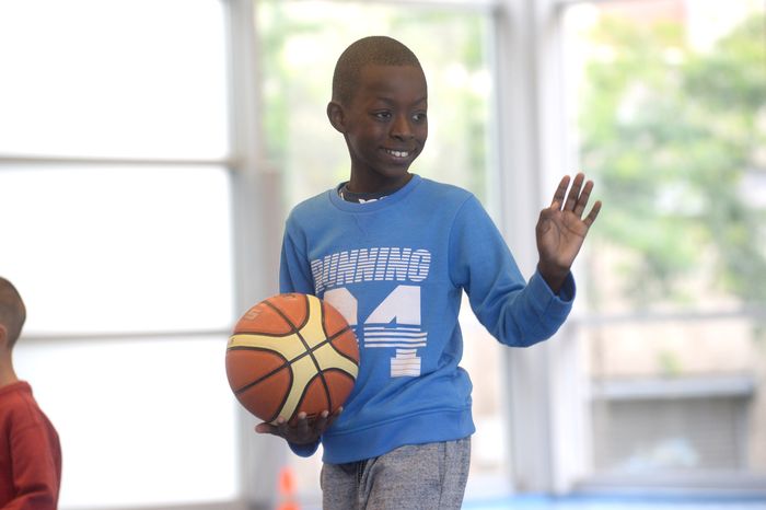 Gymnase Halimi - basket © Thierry Gougenot - Agrandir l'image, .JPG 1,38Mo (fenêtre modale)